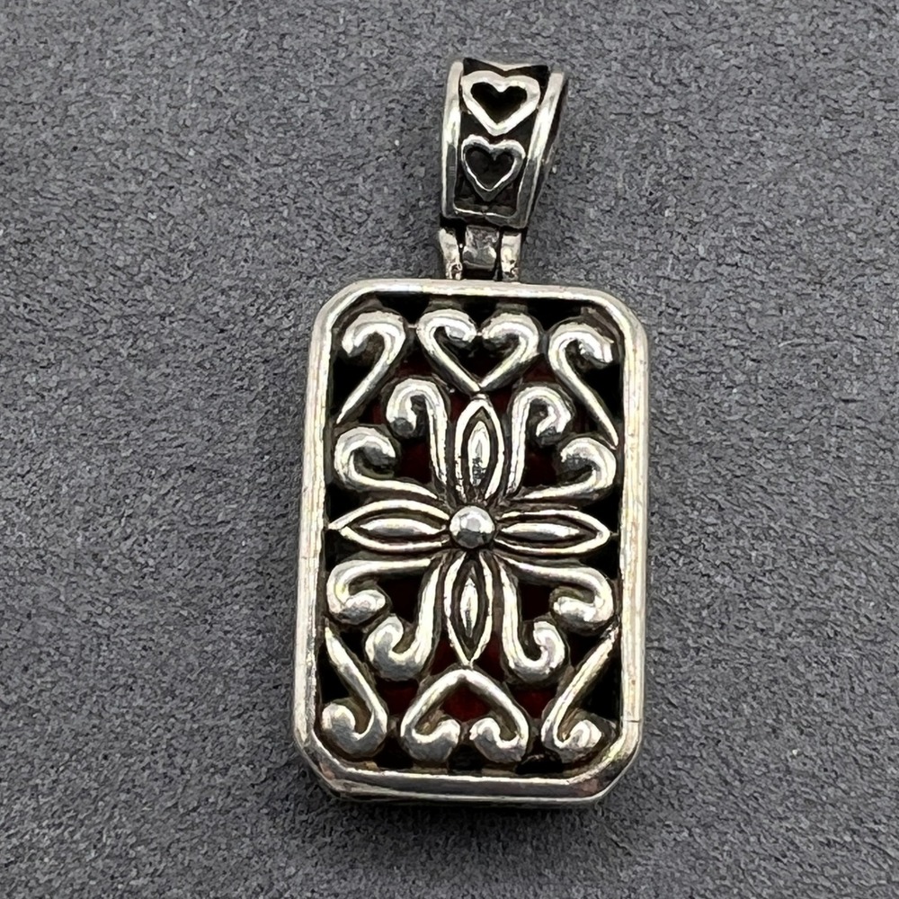 6.9 g Sterling Silver Coral Red Color Dual Side Pendant Hearts Flower Design